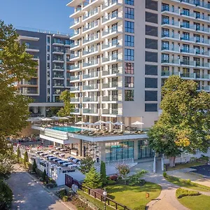 https://grifid-metropol-hotel.goldensandshotels.net